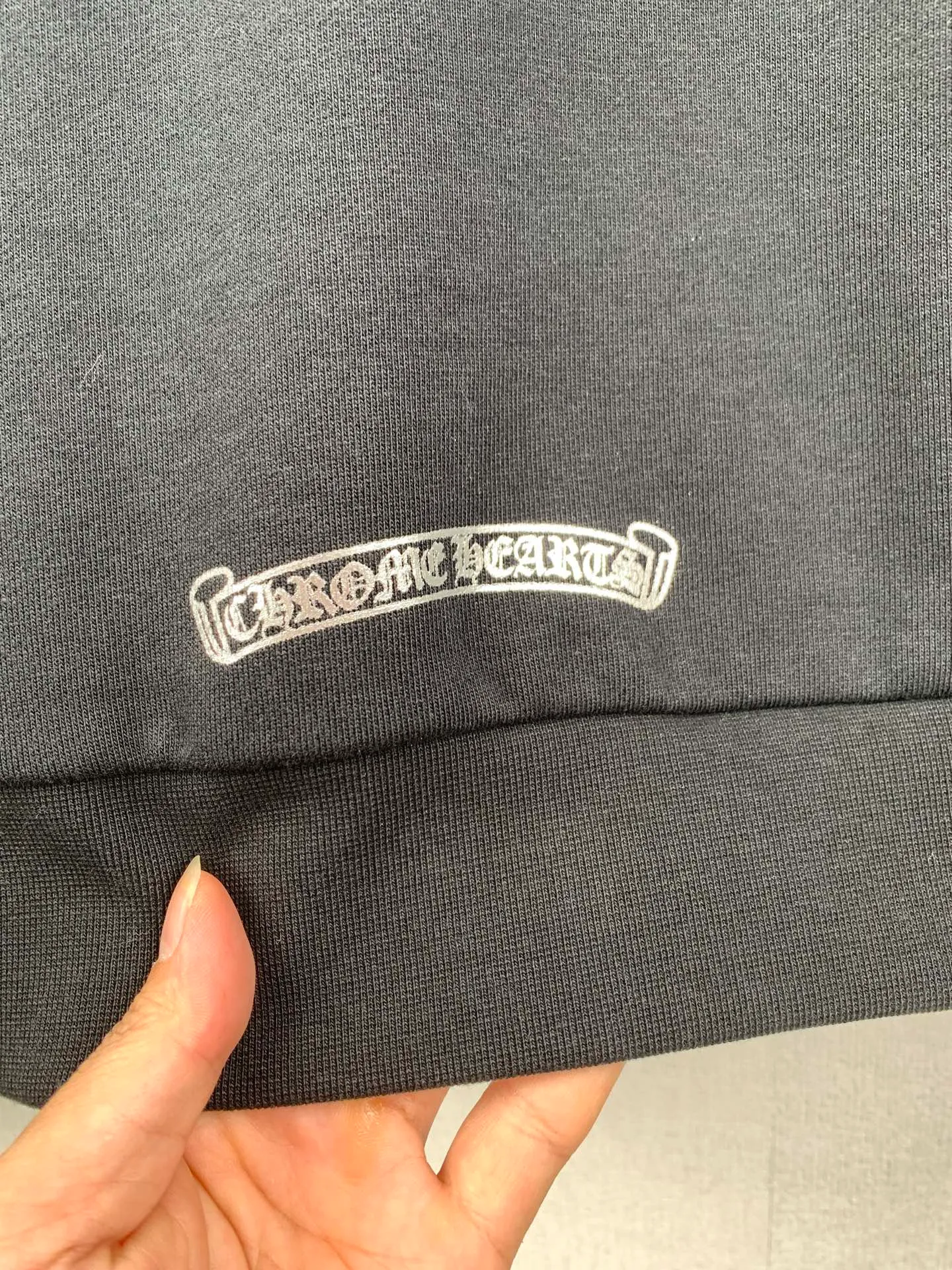 P410 Chrome Hearts 25SS1988 limited foil color printed hooded sweatshirt 400g Odell velvet sweatshirt material, 440g 1*1 matching high-end fashion brand ribbing, fabric fermentation washing, glue printing, customized 1:1 eyelets, customized 1:1 hat rope, customized 1:1 trademark, loose version Size: S M L